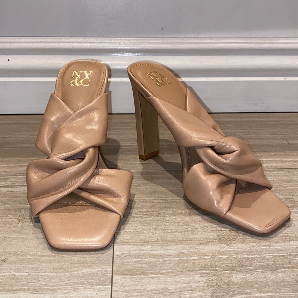 NEW Gabby Knotted Mules Size 7